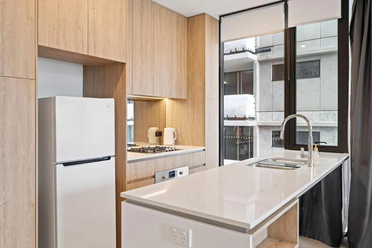 001Q Stunning City View Abnb-Style 2Br Apt, Free Parking