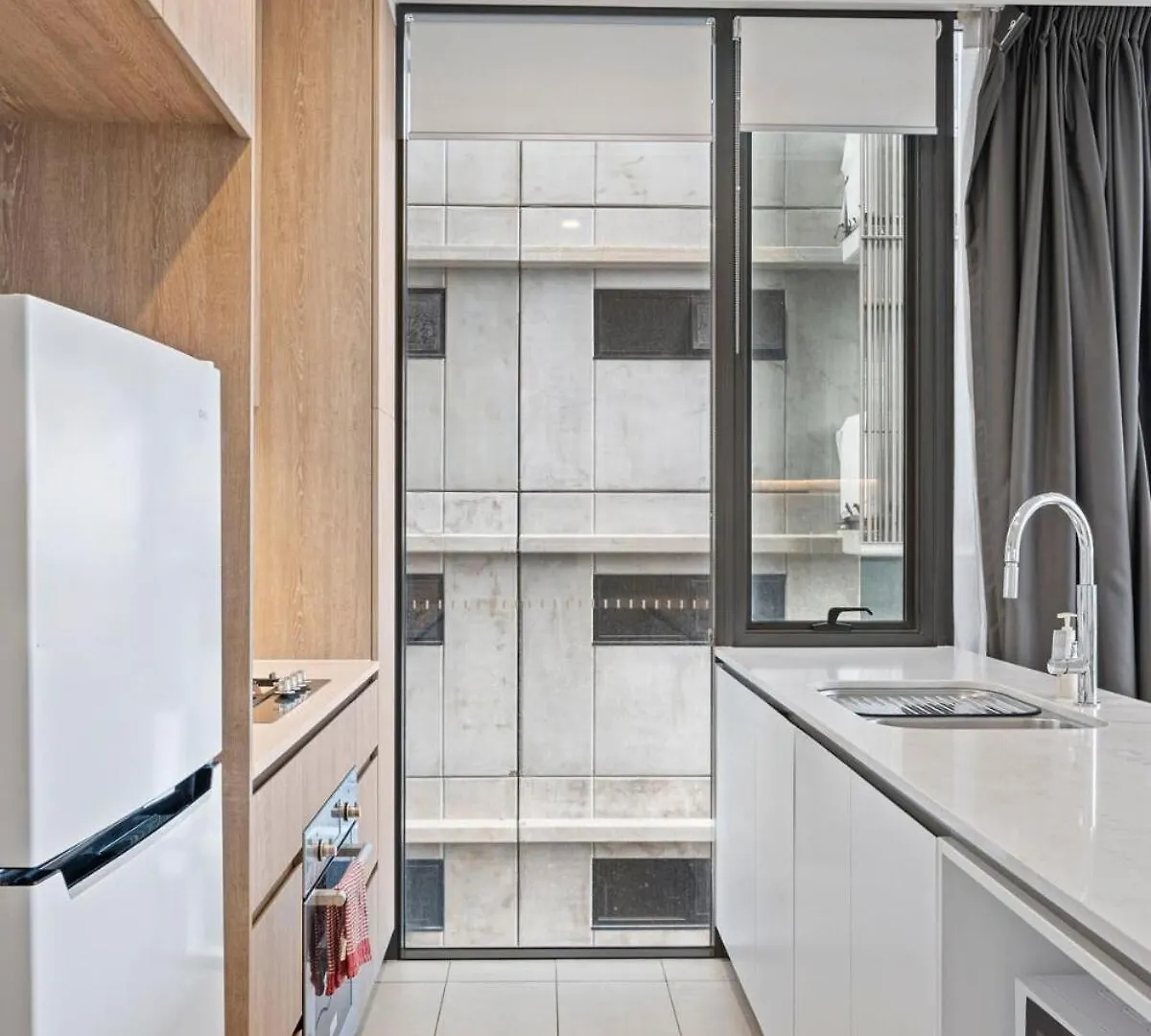 Διαμέρισμα 001Q Stunning City View Abnb-Style 2Br Apt, Free Parking